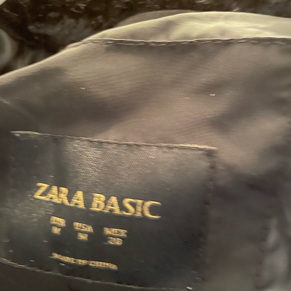 Woman’s Zara Basic Winter Coat Size Medium (Fits … - image 4